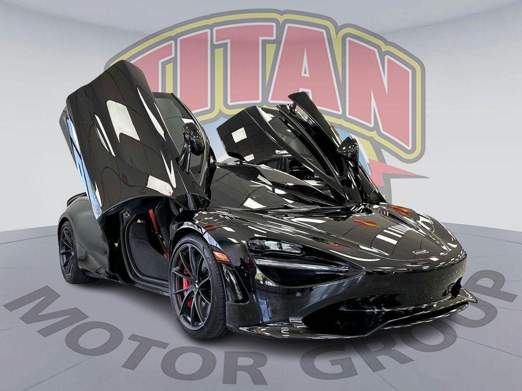used 2024 McLaren 750S car, priced at $325,999