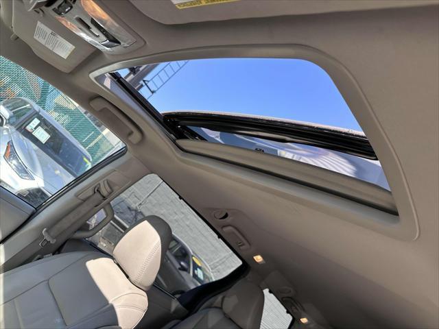 used 2018 Toyota Sienna car, priced at $28,699
