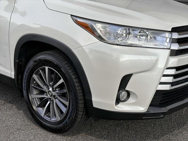 used 2019 Toyota Highlander car, priced at $30,195