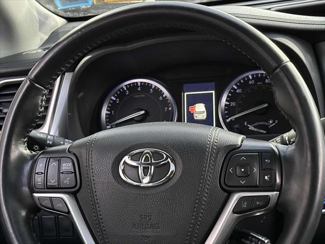 used 2019 Toyota Highlander car, priced at $30,195