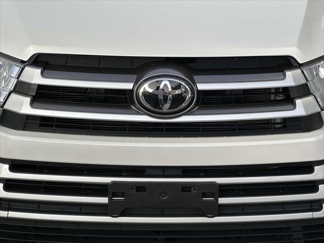 used 2019 Toyota Highlander car, priced at $30,195