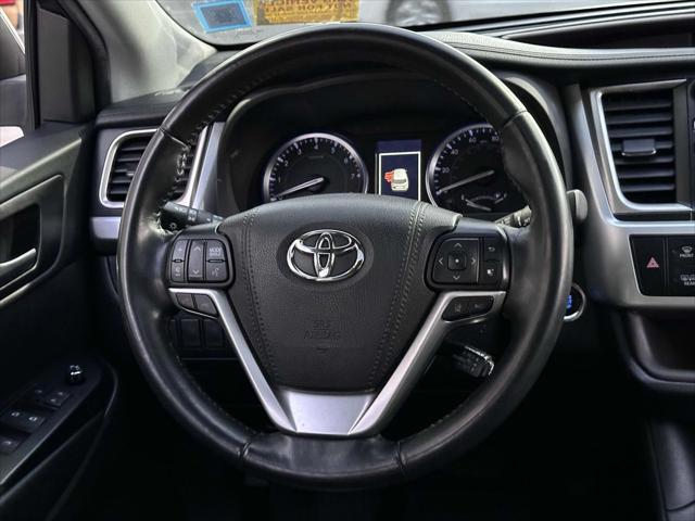 used 2019 Toyota Highlander car, priced at $30,195