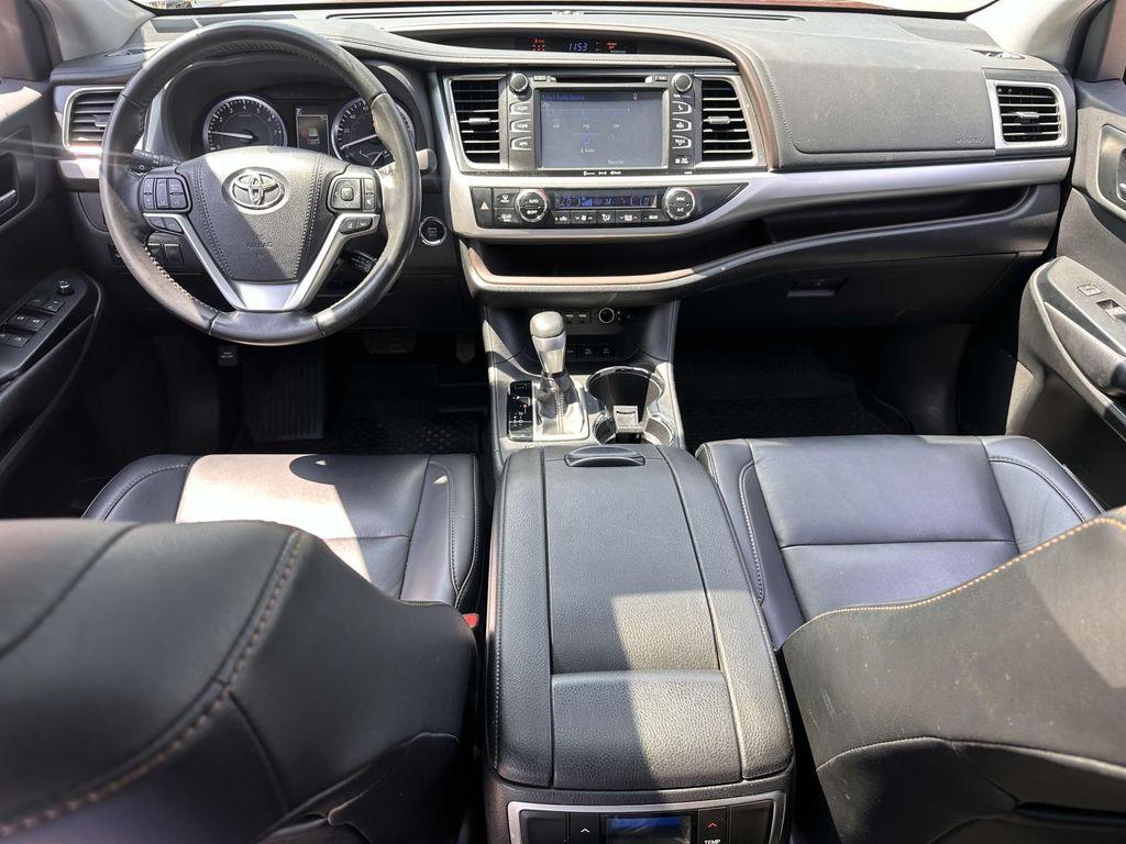 used 2019 Toyota Highlander car, priced at $33,488