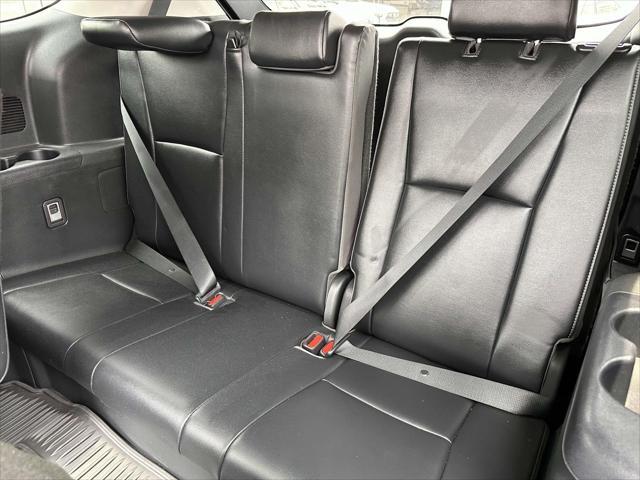 used 2022 Toyota Highlander car, priced at $45,998