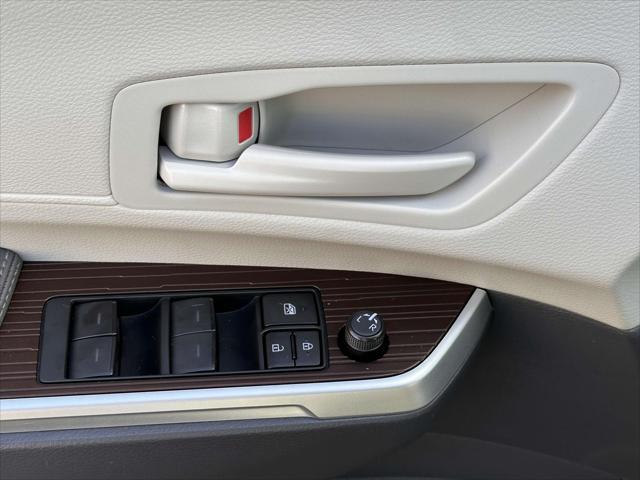 used 2024 Toyota Sienna car, priced at $44,888