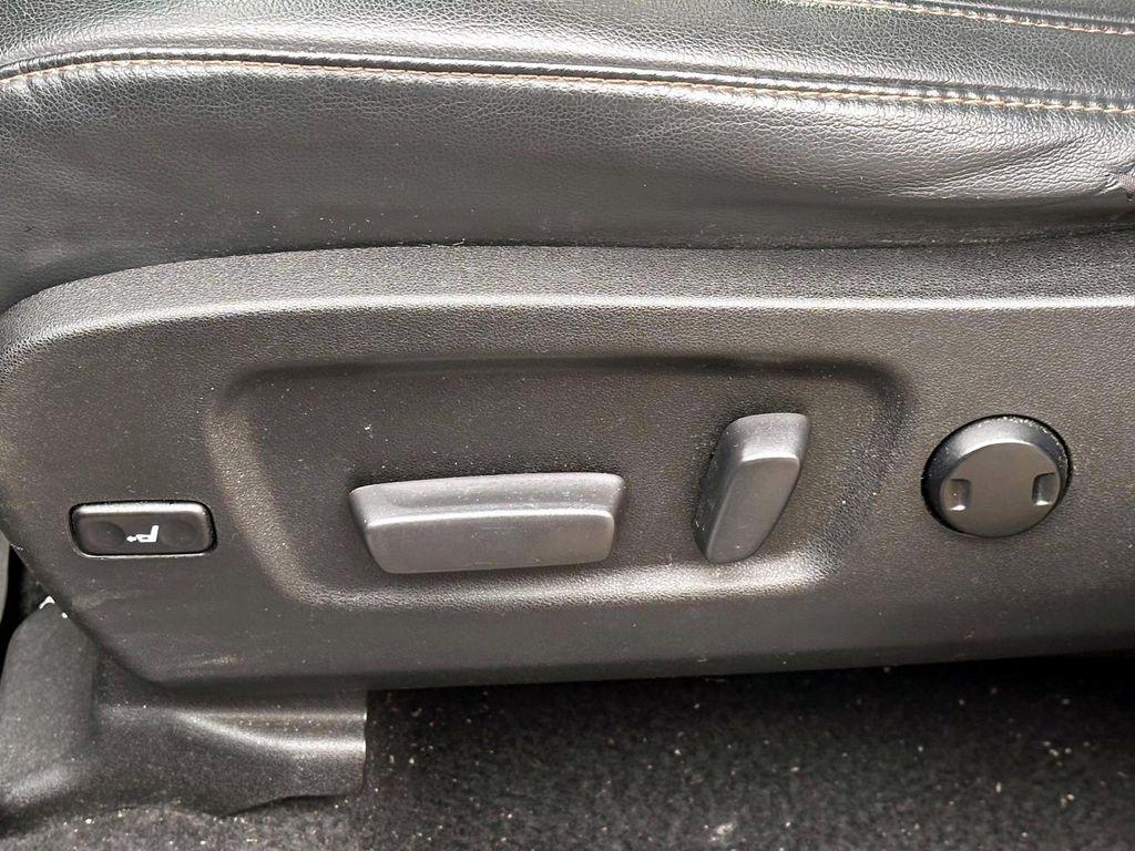 used 2019 Toyota Highlander car, priced at $26,999