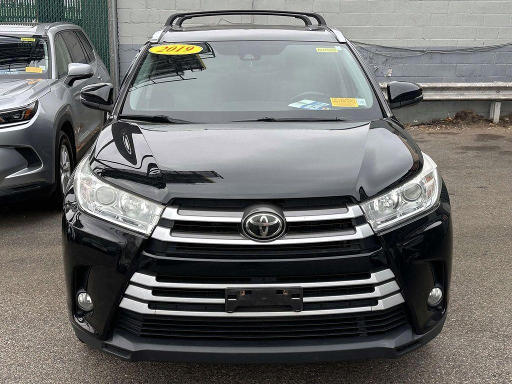 used 2019 Toyota Highlander car, priced at $26,999