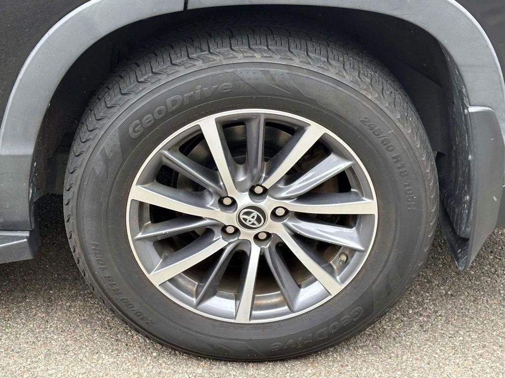 used 2019 Toyota Highlander car, priced at $26,999