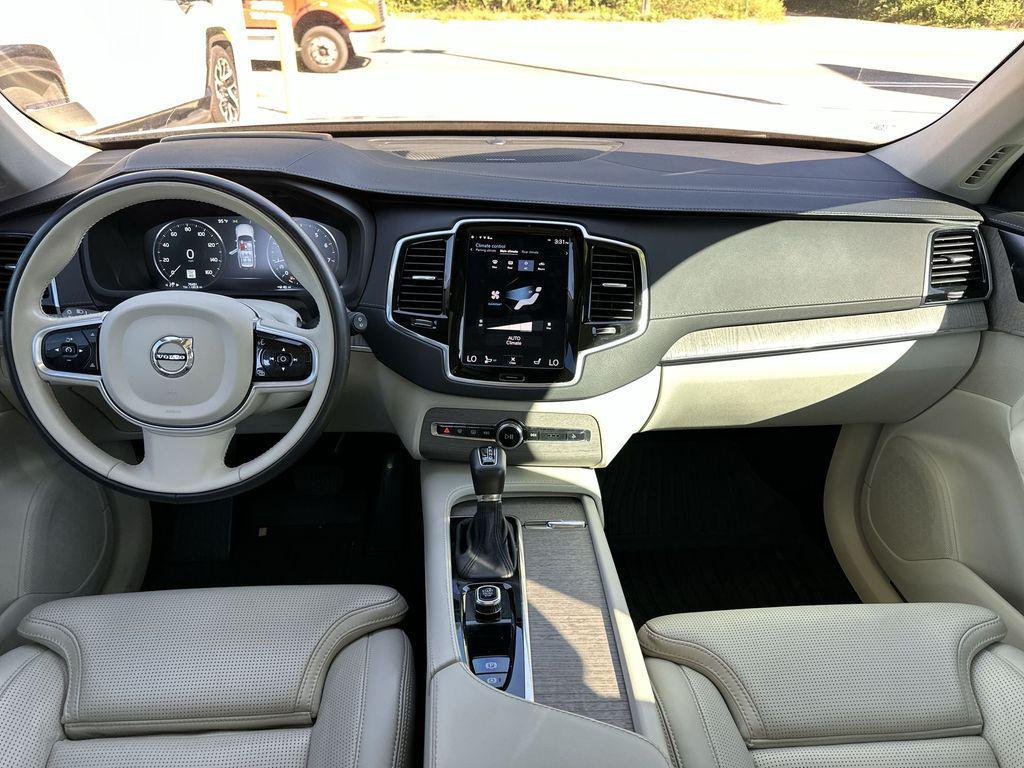 used 2022 Volvo XC90 car, priced at $37,988