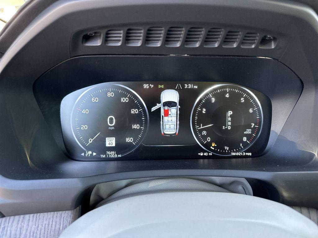 used 2022 Volvo XC90 car, priced at $37,988