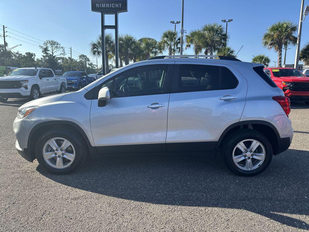 used 2022 Chevrolet Trax car, priced at $17,995