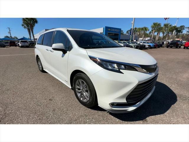 used 2021 Toyota Sienna car, priced at $33,238