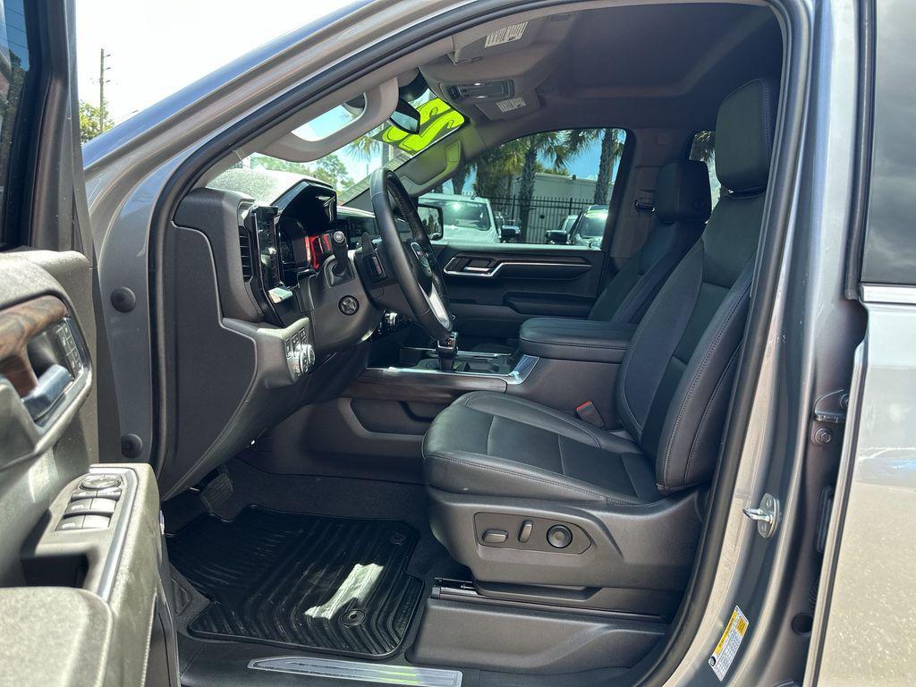 used 2023 GMC Sierra 1500 car, priced at $49,998
