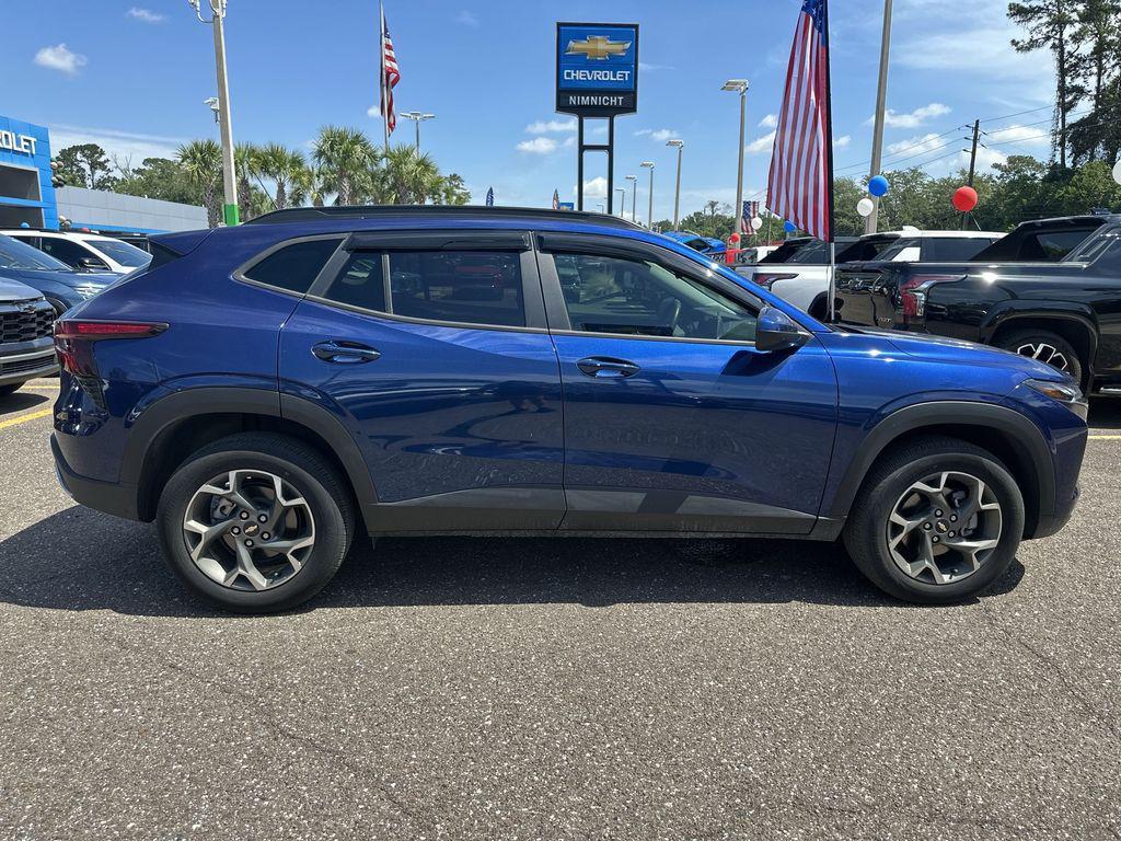 used 2024 Chevrolet Trax car, priced at $22,985