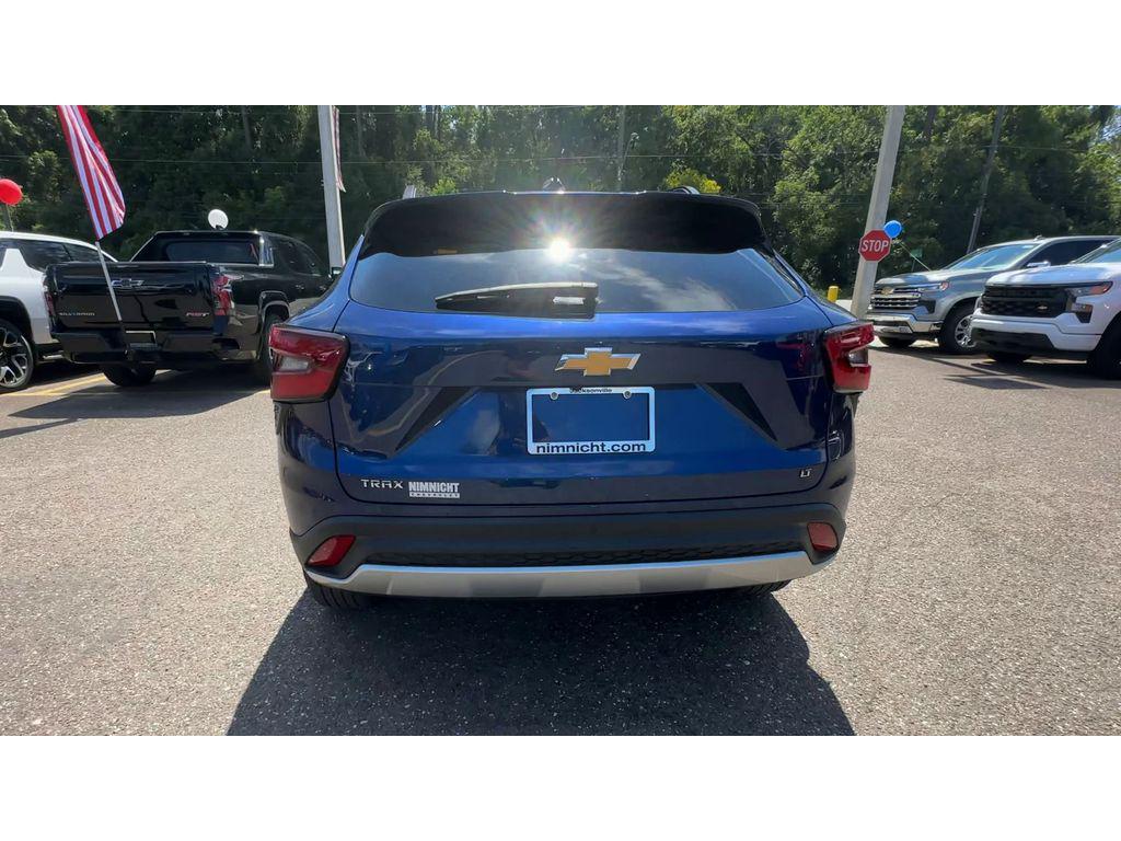 used 2024 Chevrolet Trax car, priced at $22,985