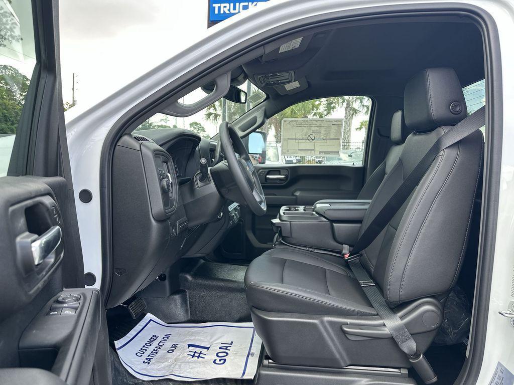 new 2025 Chevrolet Silverado 2500 car, priced at $59,578