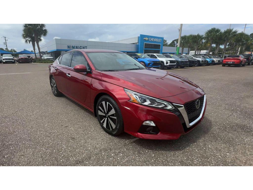 used 2022 Nissan Altima car, priced at $22,850