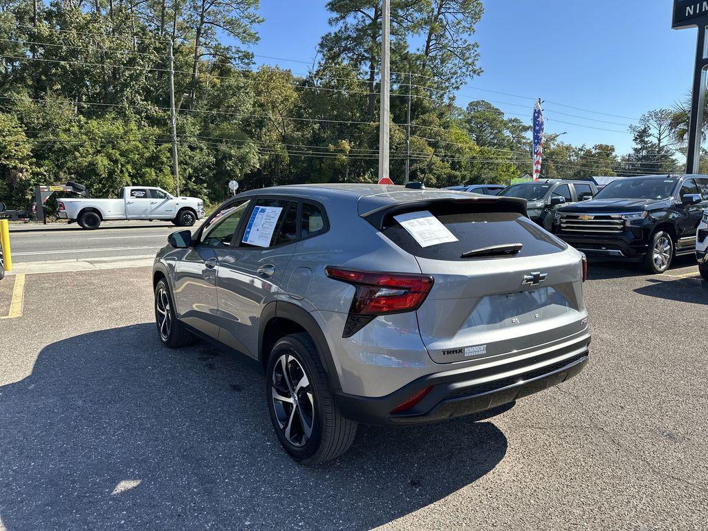 used 2024 Chevrolet Trax car, priced at $21,499