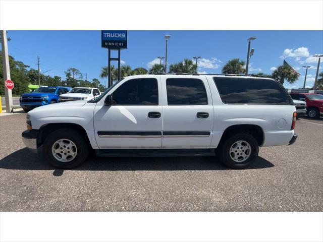 used 2005 Chevrolet Suburban car, priced at $10,000