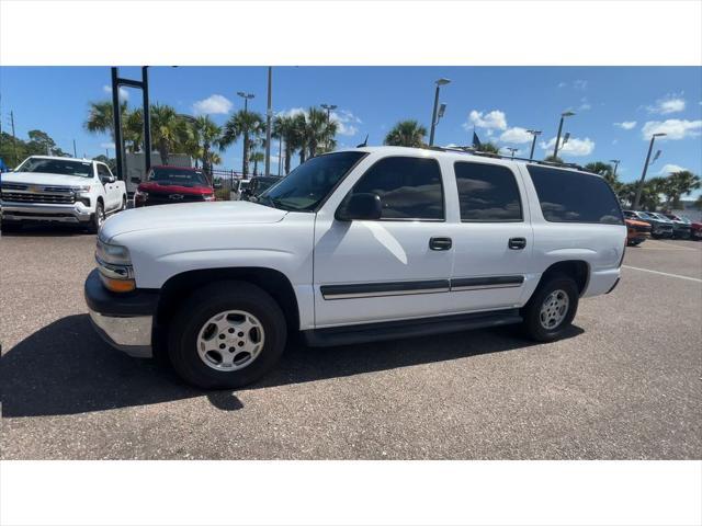 used 2005 Chevrolet Suburban car, priced at $10,000