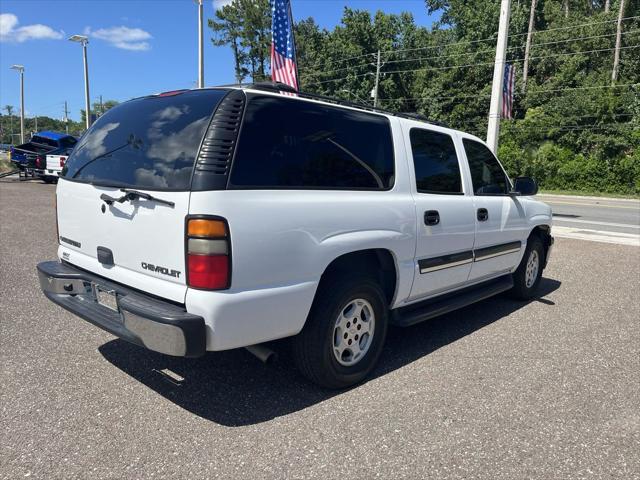 used 2005 Chevrolet Suburban car, priced at $10,000