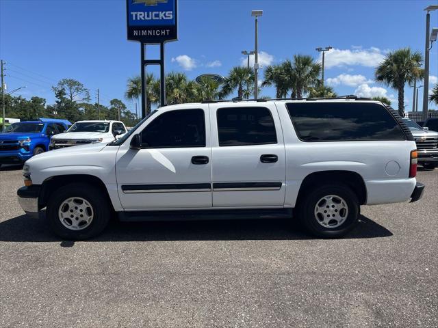 used 2005 Chevrolet Suburban car, priced at $10,000