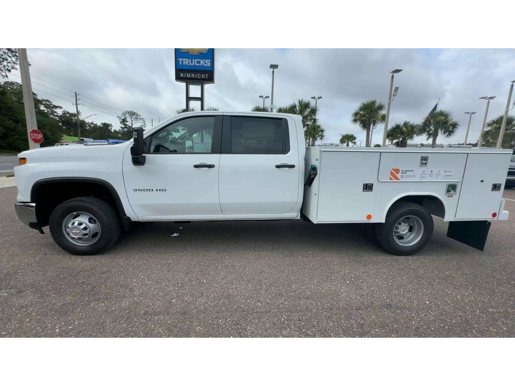 new 2025 Chevrolet Silverado 3500 car, priced at $78,272