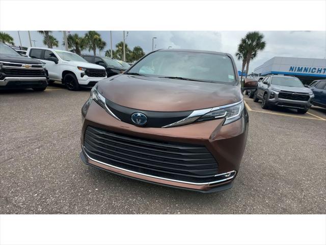 used 2022 Toyota Sienna car, priced at $38,995