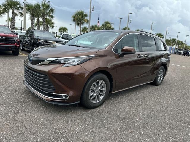 used 2022 Toyota Sienna car, priced at $38,995