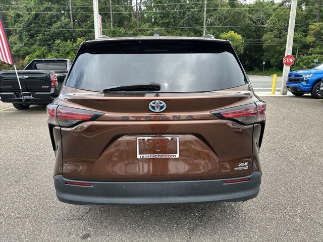 used 2022 Toyota Sienna car, priced at $38,995