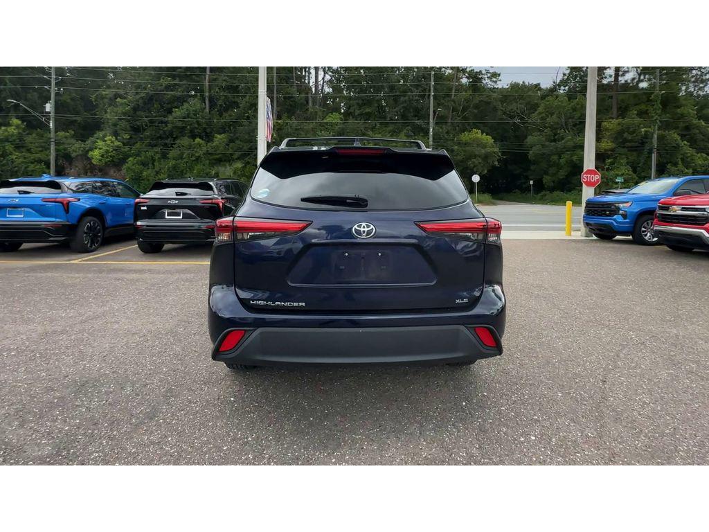 used 2023 Toyota Highlander car, priced at $36,021