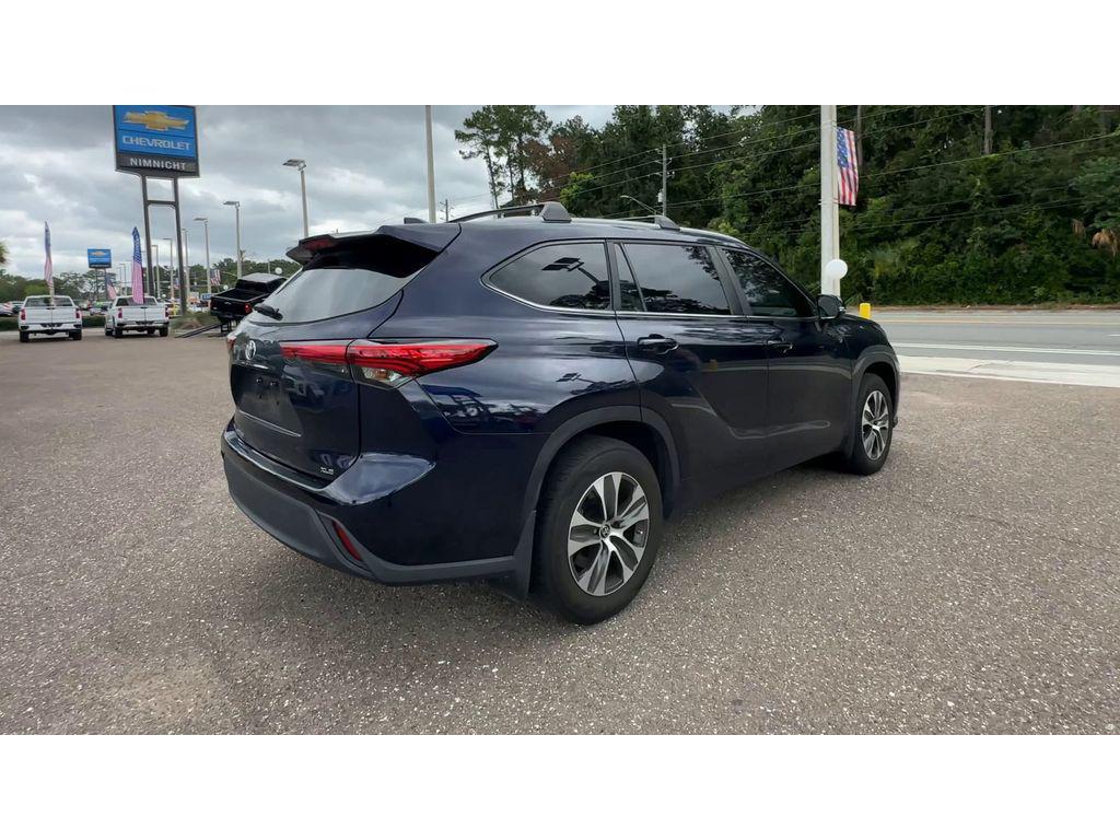 used 2023 Toyota Highlander car, priced at $36,021