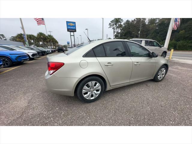 used 2014 Chevrolet Cruze car, priced at $7,995