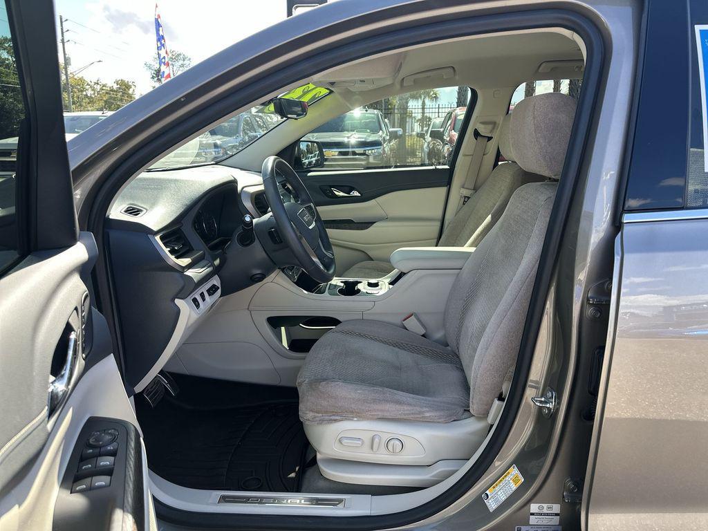 used 2023 GMC Acadia car, priced at $35,950