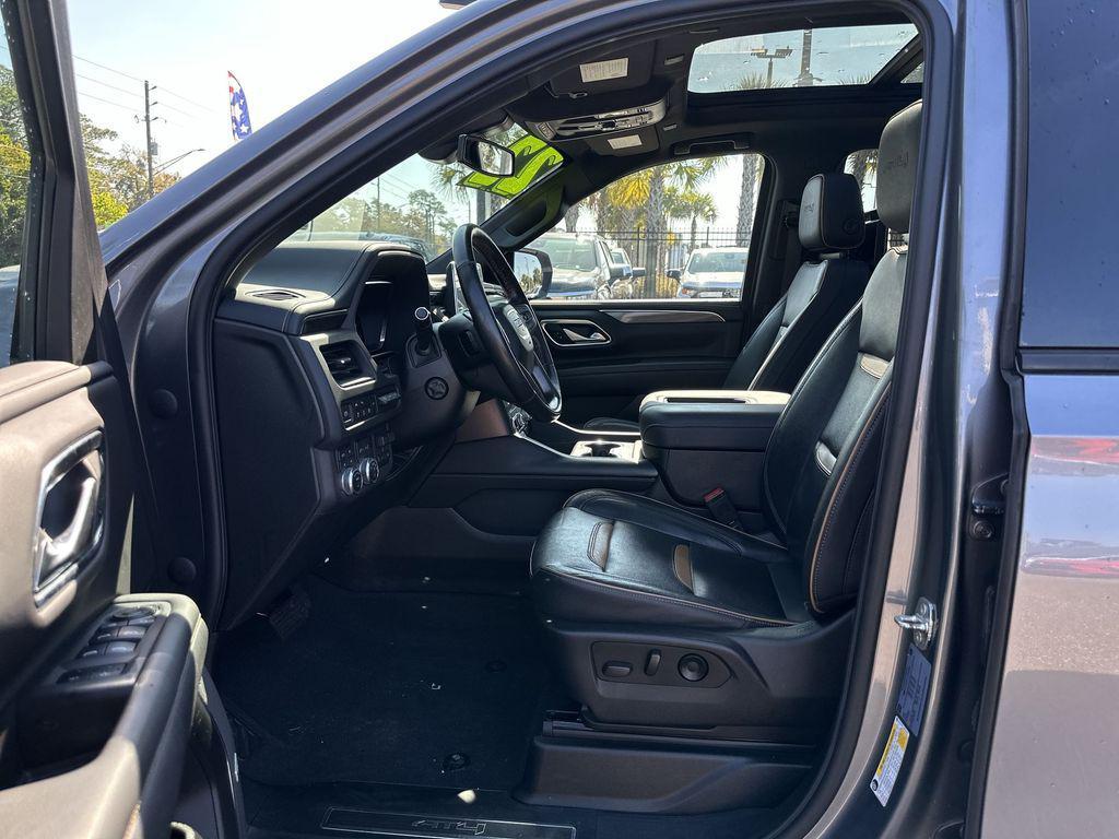 used 2022 GMC Yukon car, priced at $52,988