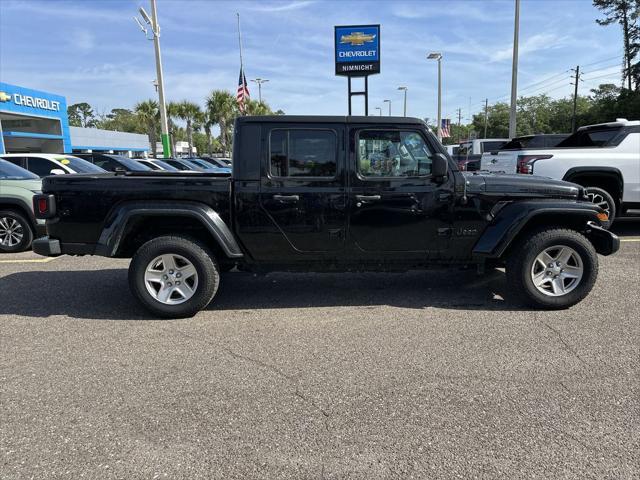 used 2022 Jeep Gladiator car, priced at $30,995
