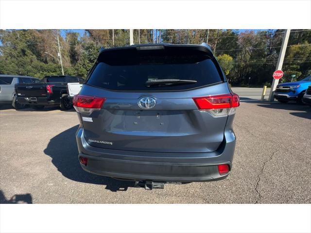 used 2019 Toyota Highlander car, priced at $23,935