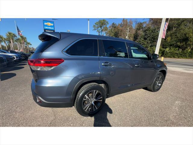 used 2019 Toyota Highlander car, priced at $23,935