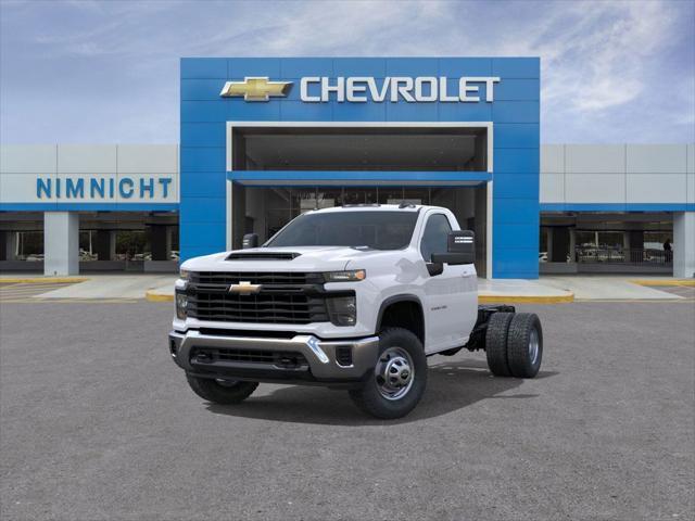 new 2025 Chevrolet Silverado 3500 car, priced at $69,173