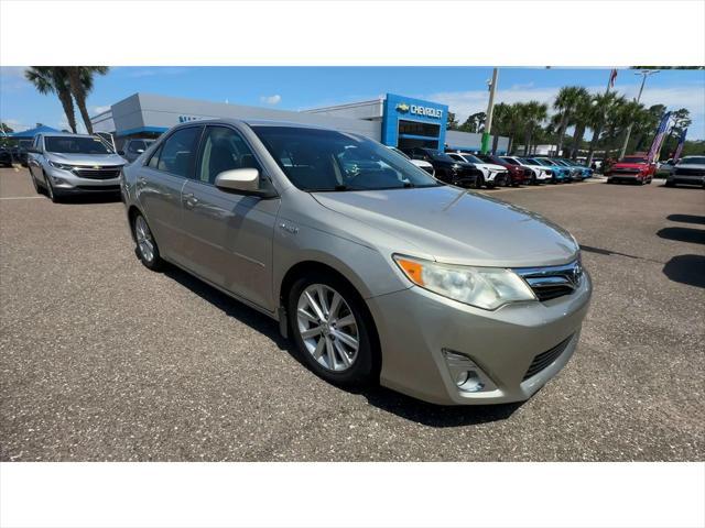 used 2013 Toyota Camry Hybrid car, priced at $11,500