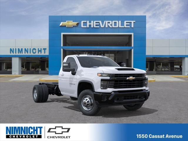 new 2025 Chevrolet Silverado 3500 car, priced at $72,568