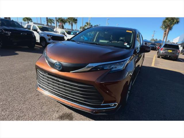 used 2022 Toyota Sienna car, priced at $37,645