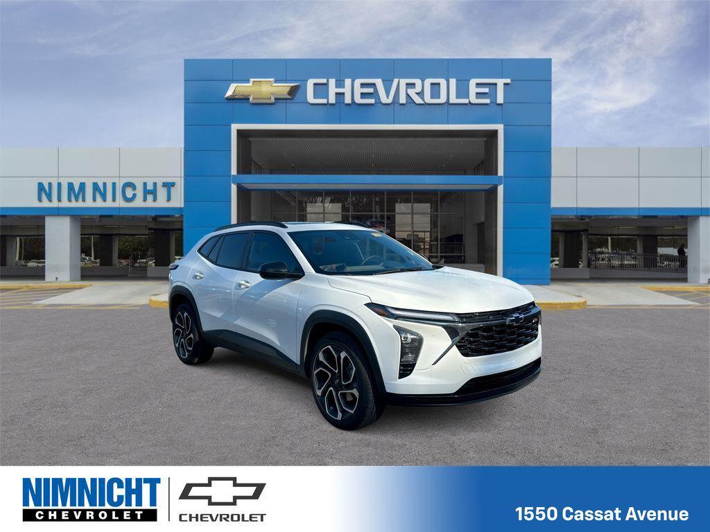 used 2025 Chevrolet Trax car, priced at $27,985