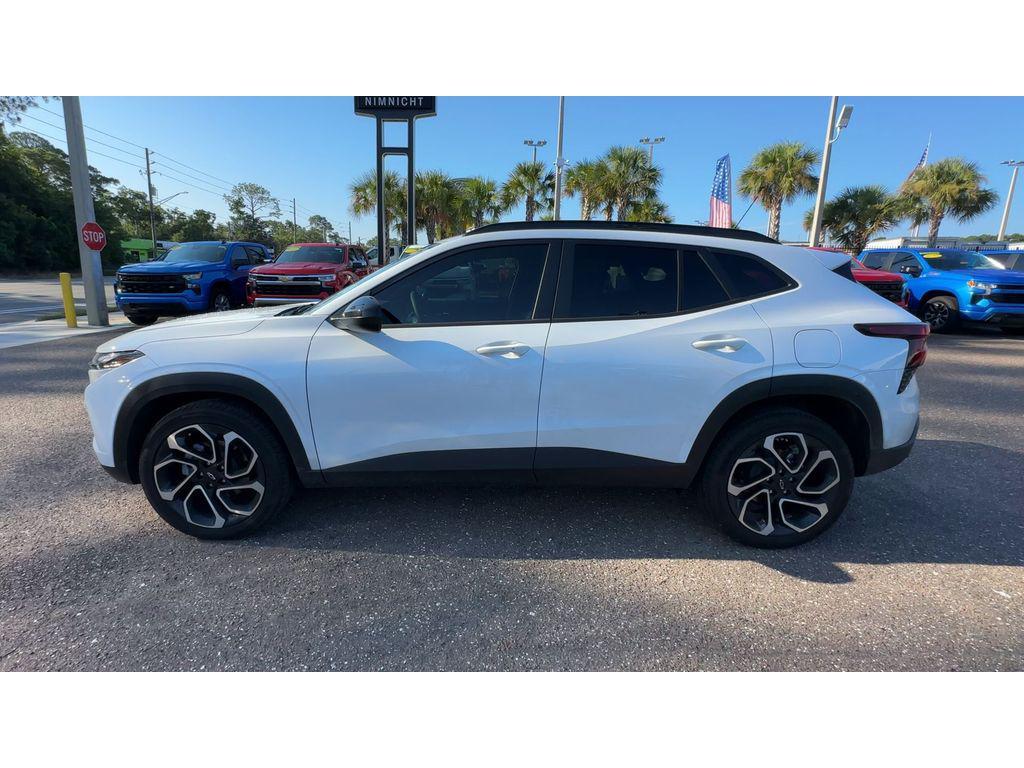 used 2025 Chevrolet Trax car, priced at $27,985