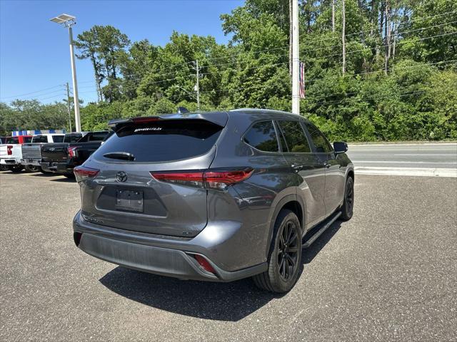 used 2023 Toyota Highlander car, priced at $35,788