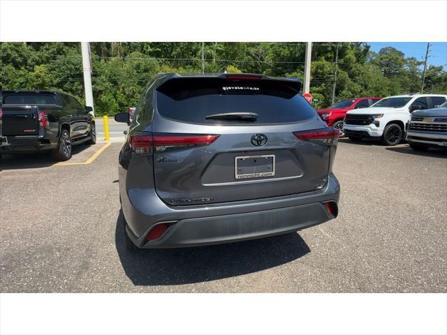 used 2023 Toyota Highlander car, priced at $35,788