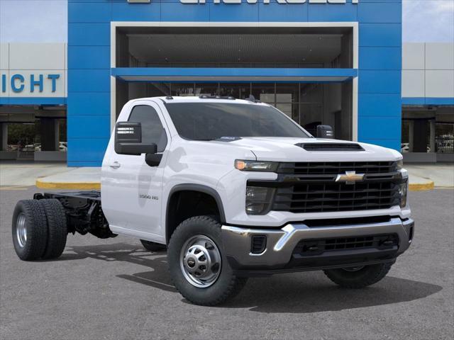 new 2025 Chevrolet Silverado 3500 car, priced at $49,388