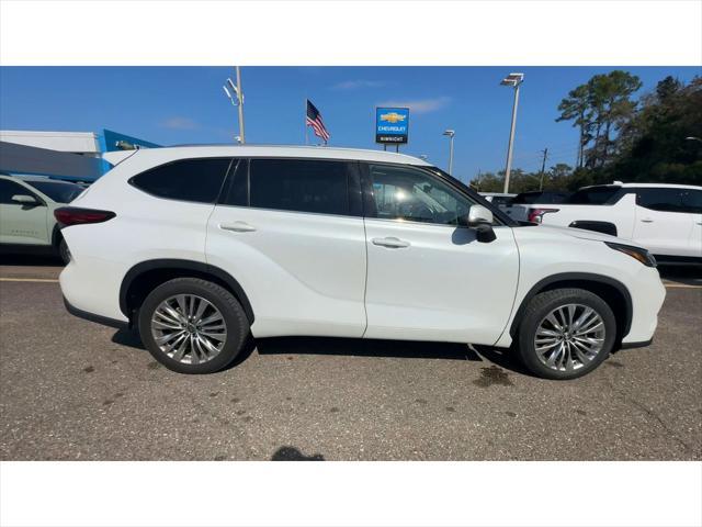 used 2023 Toyota Highlander car, priced at $42,495