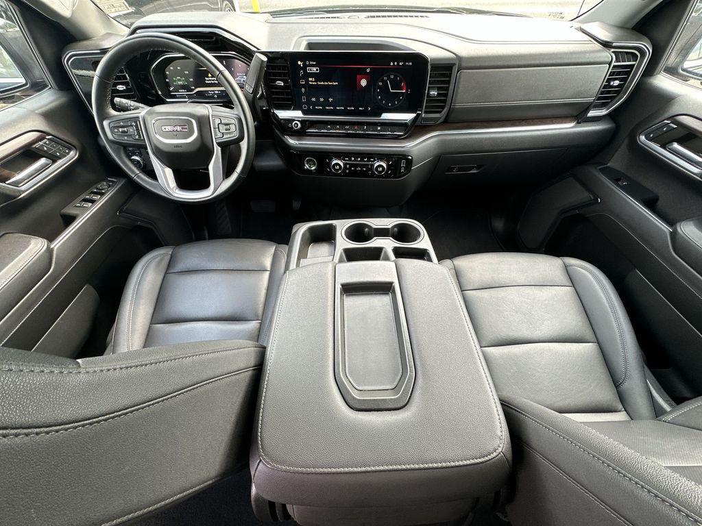 used 2024 GMC Sierra 1500 car, priced at $46,882