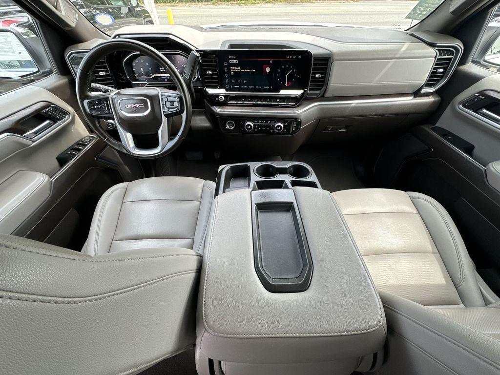 used 2024 GMC Sierra 1500 car, priced at $41,882